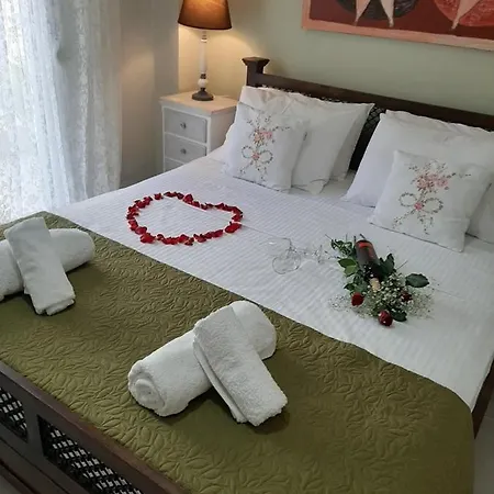 A Pleasant In Chania *