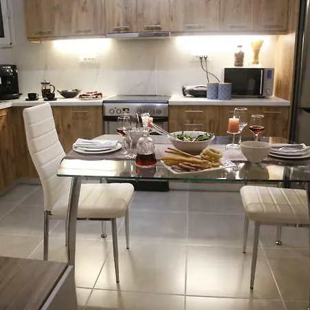 A Pleasant In Chania *