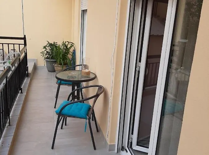 A Pleasant In Chania * La Canée