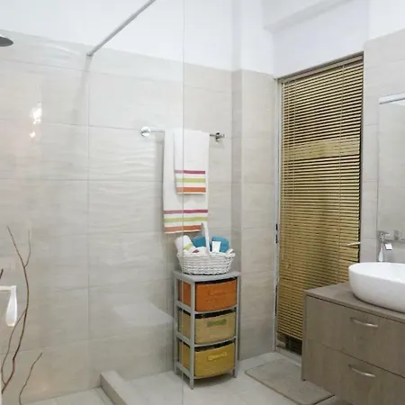 아파트 A Pleasant In Chania *